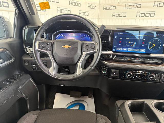 Used 2025 Chevrolet Silverado 1500 LT RWD image 15