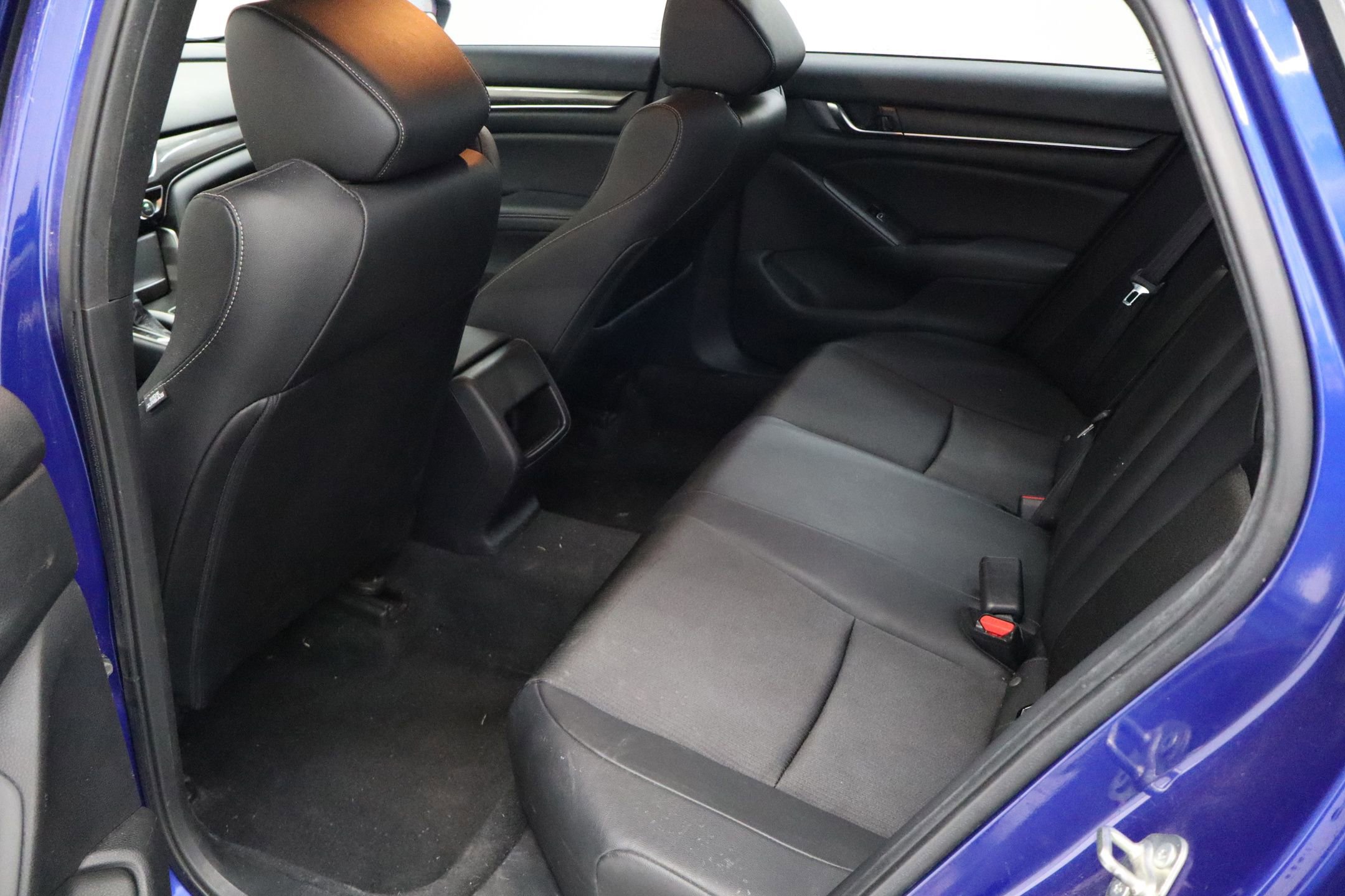 Used 2020 Honda Accord Sport image 24