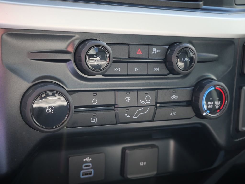 Certified 2025 Ford F250 XL w/ XL Driver Assist Package image 21