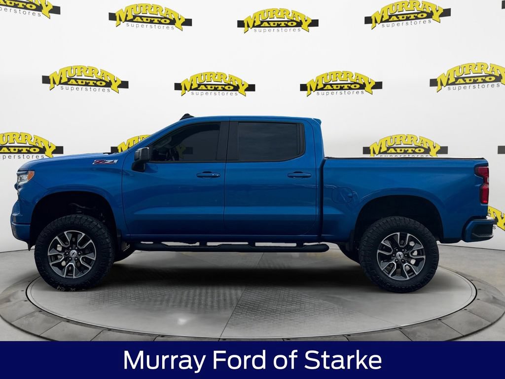 Used 2022 Chevrolet Silverado 1500 RST AWD/4WD image 2