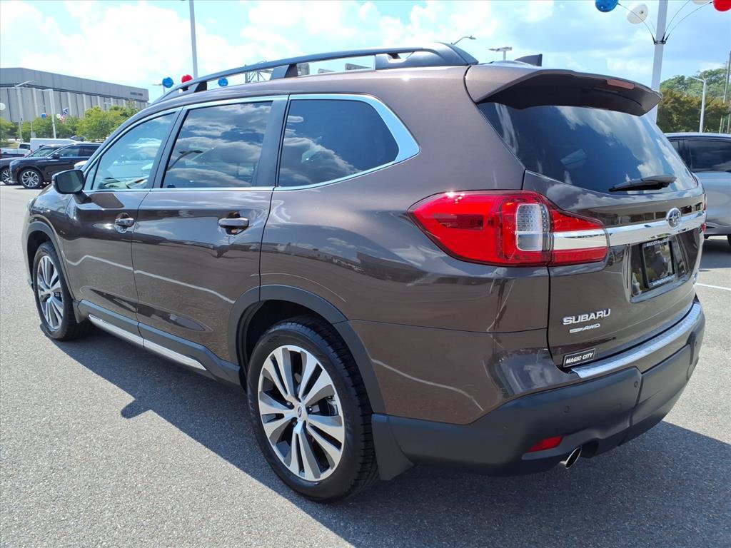 Used 2020 Subaru Ascent Limited w/ Technology Package AWD/4WD image 3