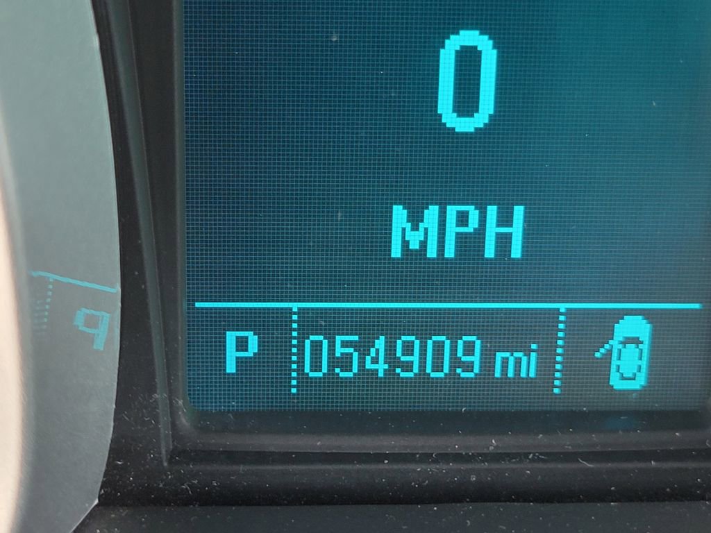 Used 2017 Chevrolet Equinox LT w/ Convenience Package image 23