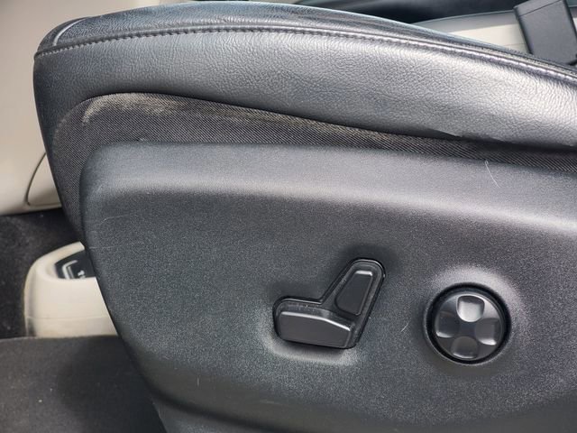 Used 2017 Chrysler Pacifica Touring-L Plus w/ Advanced Safetytec Group image 6