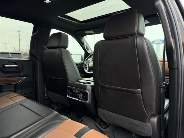 Used 2019 Chevrolet Silverado 1500 High Country w/ Technology Package image 38