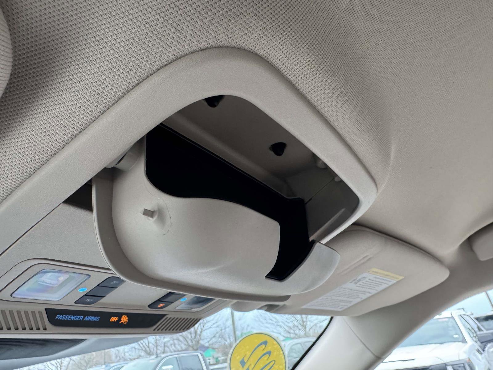 Certified 2022 Ford Explorer XLT w/ Equipment Group 202A image 31