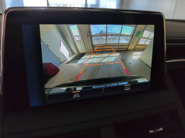 Used 2023 Chevrolet Suburban Z71 image 23