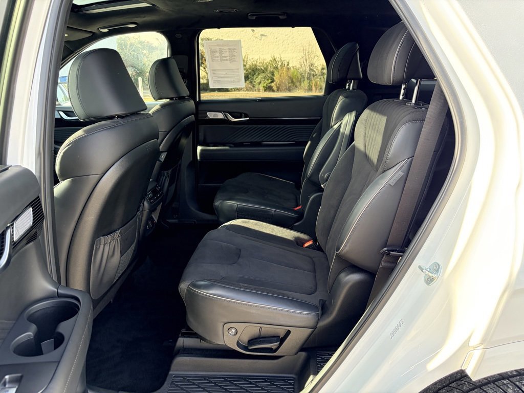 Used 2024 Hyundai Palisade Calligraphy image 25