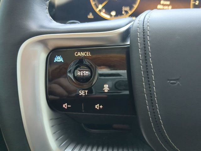 Used 2025 INFINITI QX80 Sensory AWD/4WD image 30