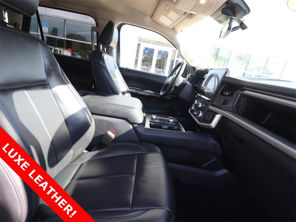 Certified 2024 Ford Expedition XLT image 15