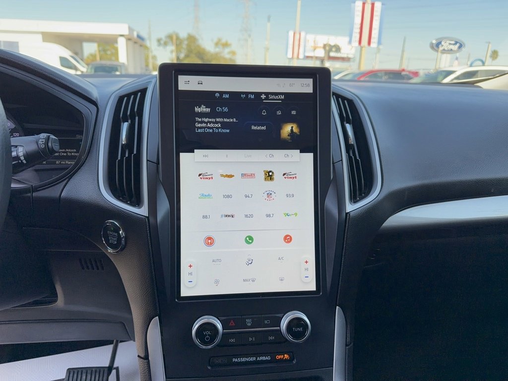 Certified 2022 Ford Edge SE w/ Black Appearance Package image 18