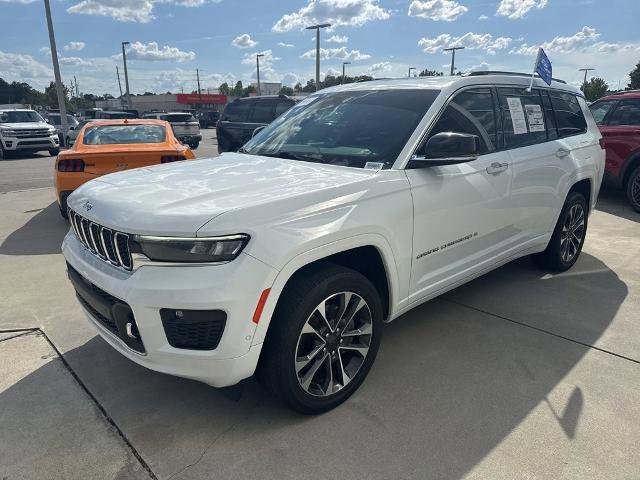 Used 2022 Jeep Grand Cherokee L Overland w/ Luxury Tech Group IV RWD image 3