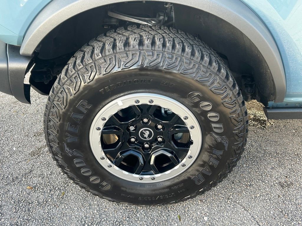 Certified 2023 Ford Bronco Badlands w/ Sasquatch Package image 19