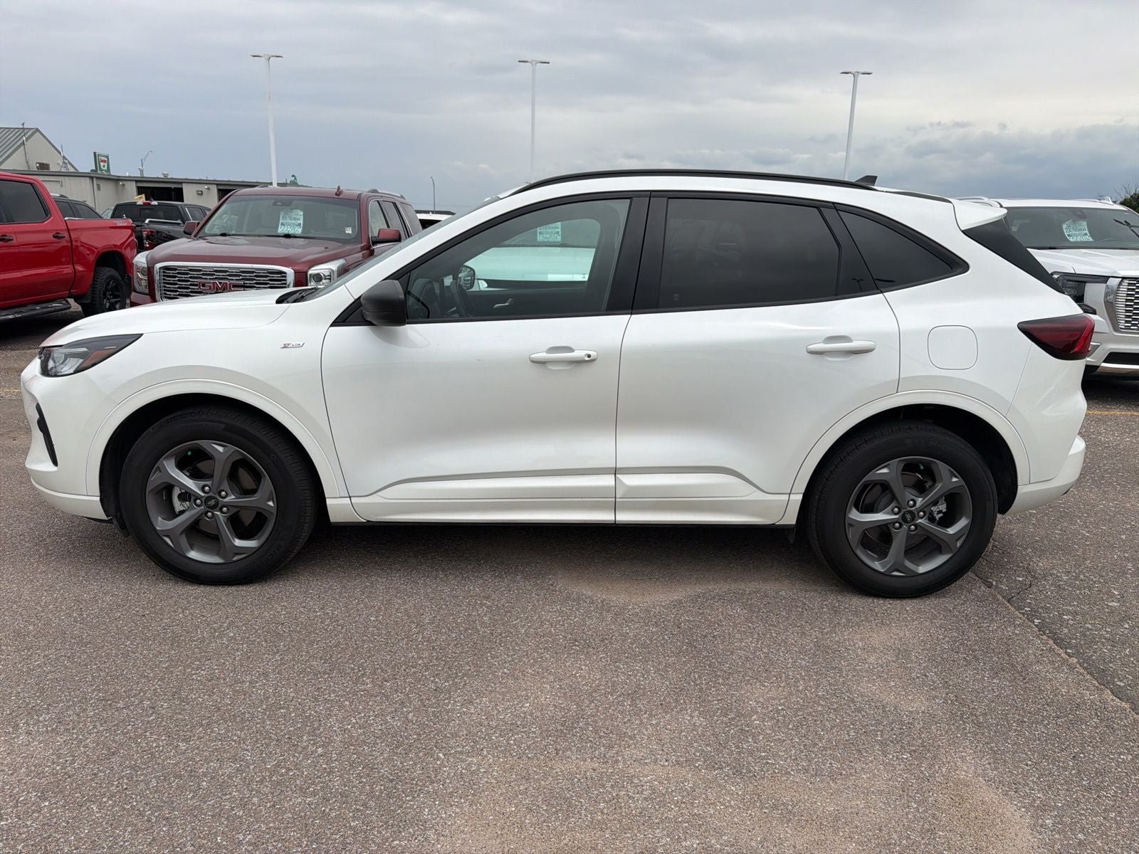 Certified 2023 Ford Escape ST-Line w/ Tech Pack #1 AWD/4WD image 8