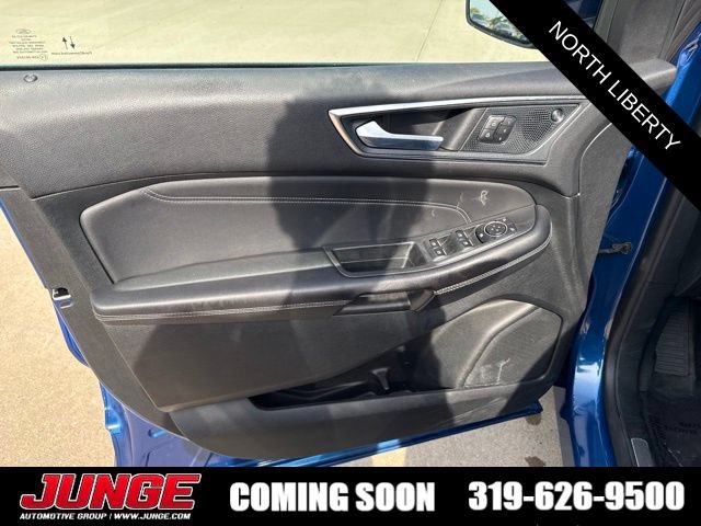 Certified 2024 Ford Edge Titanium AWD/4WD image 4