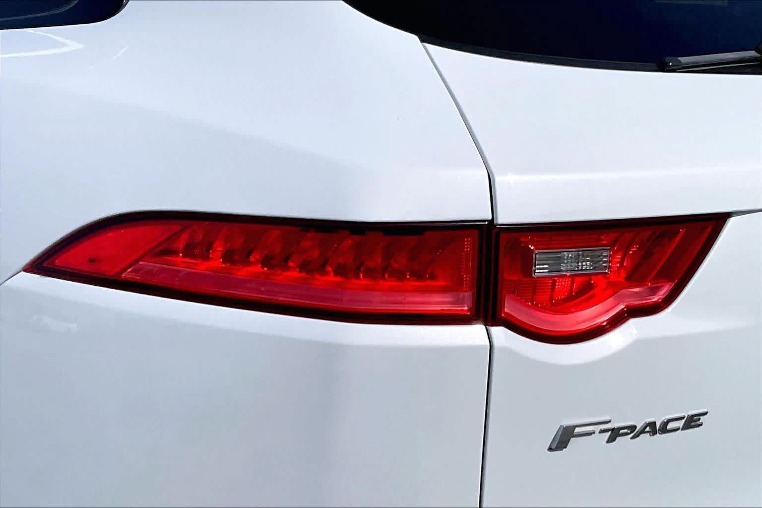 Used 2019 Jaguar F-PACE R-Sport AWD/4WD image 26
