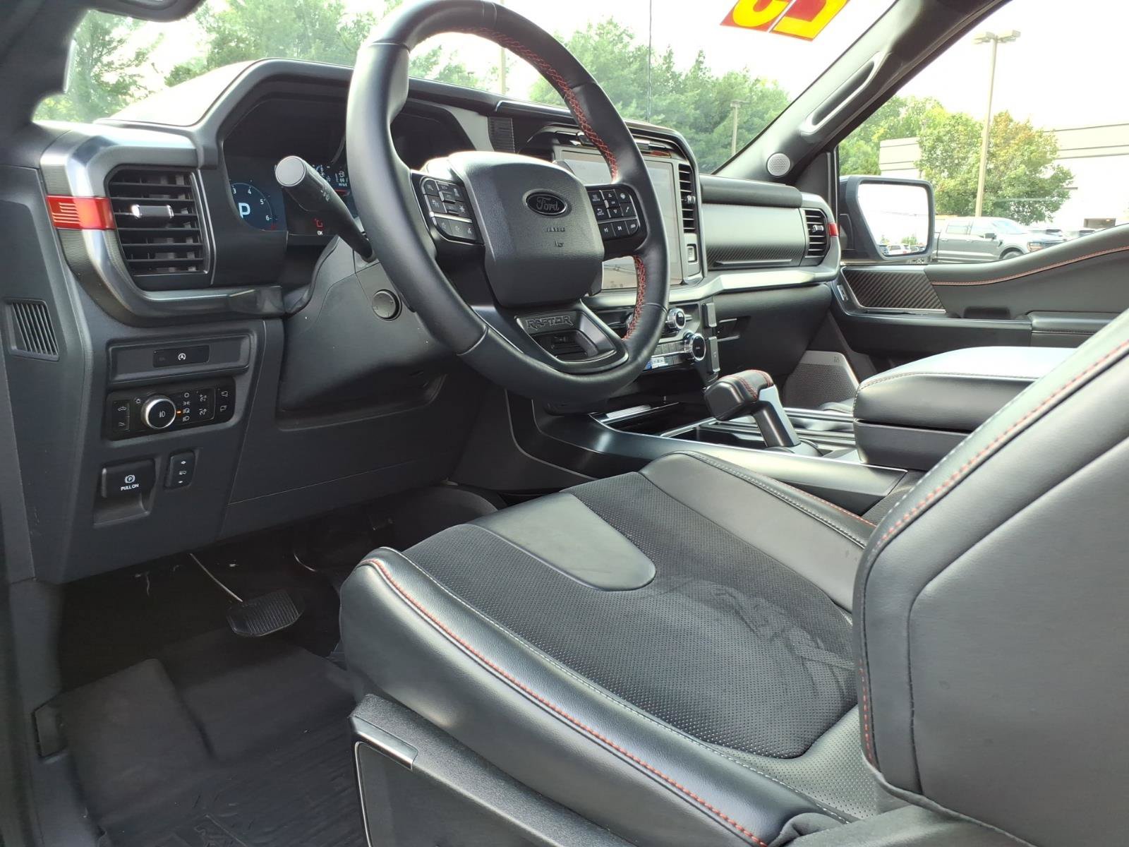 Certified 2025 Ford F150 Raptor AWD/4WD image 13