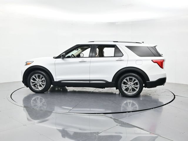 Certified 2022 Ford Explorer Limited w/ Equipment Group 301A RWD image 7