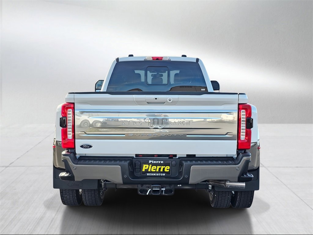 Certified 2026 Ford F450 King Ranch w/ FX4 Off-Road Package image 4