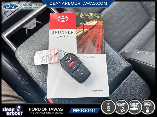 Used 2025 Toyota 4Runner TRD Off-Road Premium AWD/4WD image 11