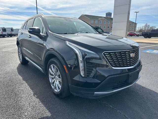 Used 2022 Cadillac XT4 Premium Luxury w/ Safety Alert Package image 2
