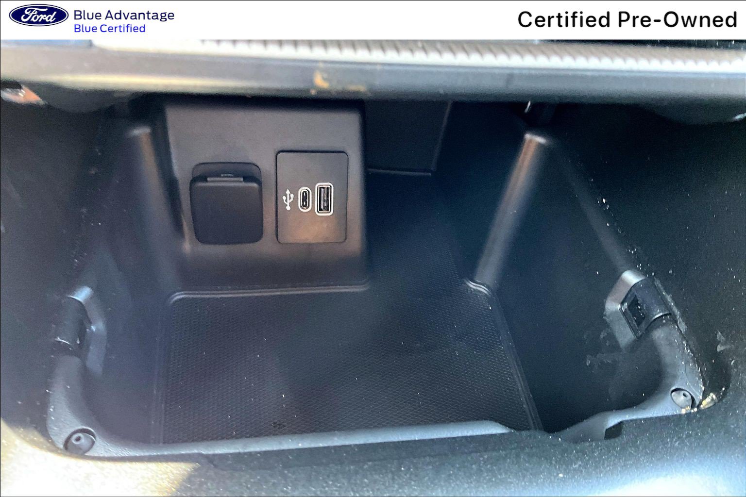 Certified 2025 Ford Explorer Active AWD/4WD image 33