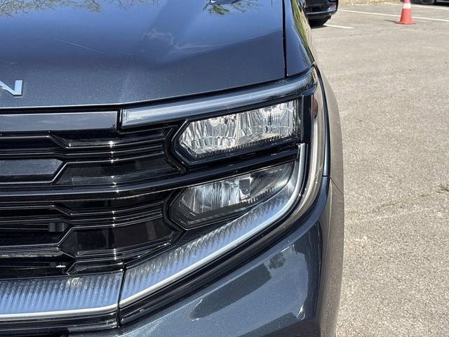 Certified 2025 Ford Expedition Max Platinum image 10