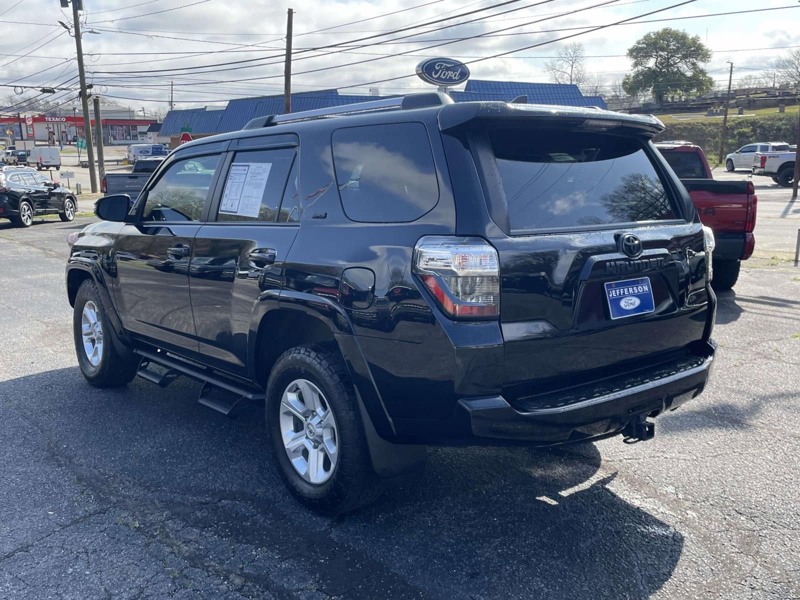 Used 2023 Toyota 4Runner SR5 Premium w/ Moonroof Package image 3