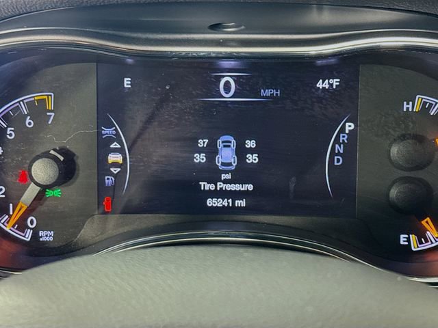 Used 2019 Jeep Grand Cherokee Limited w/ Trailer Tow Group IV image 14