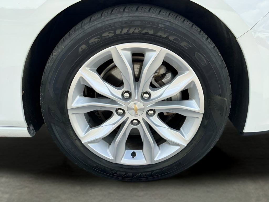 Used 2024 Chevrolet Malibu LT image 15