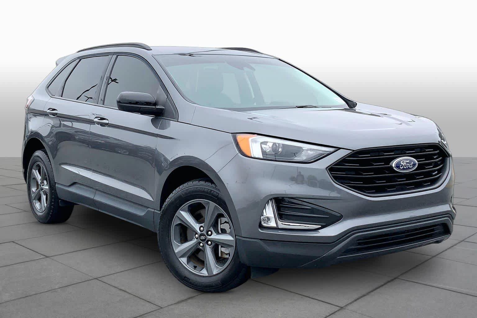 Certified 2024 Ford Edge SEL w/ Sport Appearance Package AWD/4WD image 3