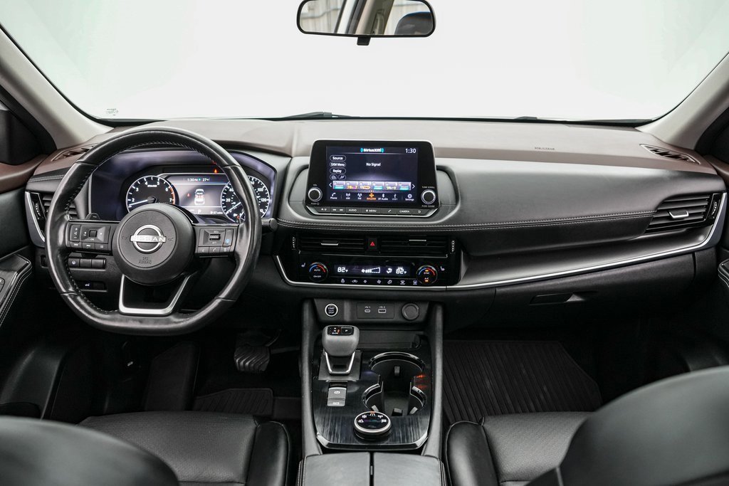 Used 2023 Nissan Rogue SV w/ SV Premium Package image 14