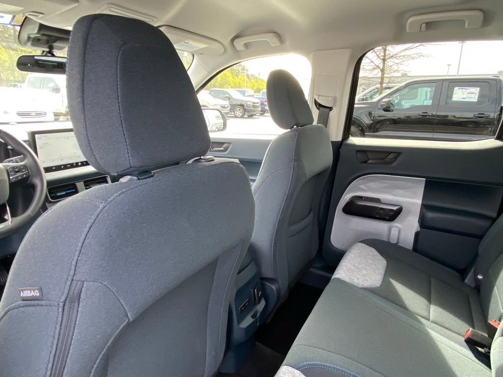 Certified 2025 Ford Maverick XLT w/ XLT Luxury Package image 22