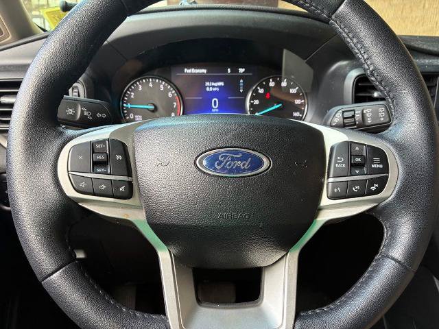 Certified 2024 Ford Explorer XLT w/ Class IV Trailer Tow Package AWD/4WD image 31
