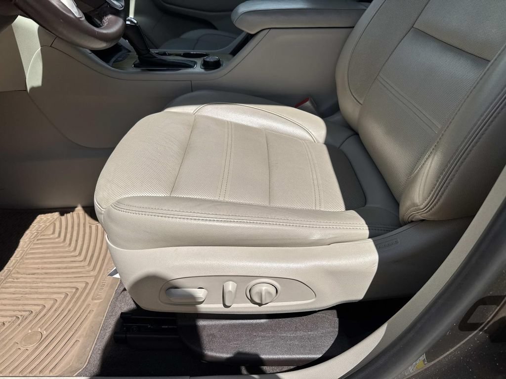 Used 2019 GMC Acadia Denali FWD image 21