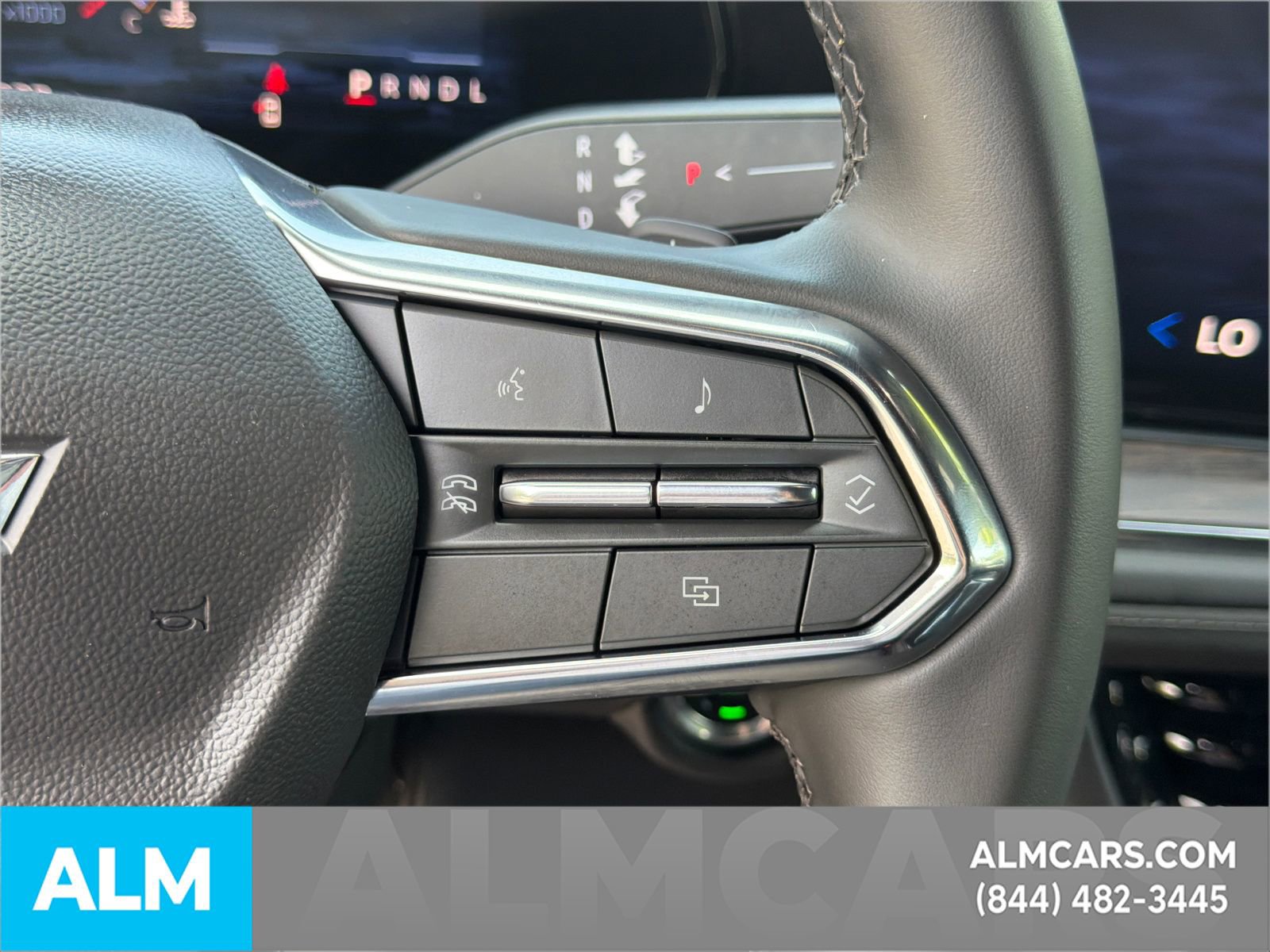 Used 2025 Chevrolet Tahoe LT AWD/4WD image 32