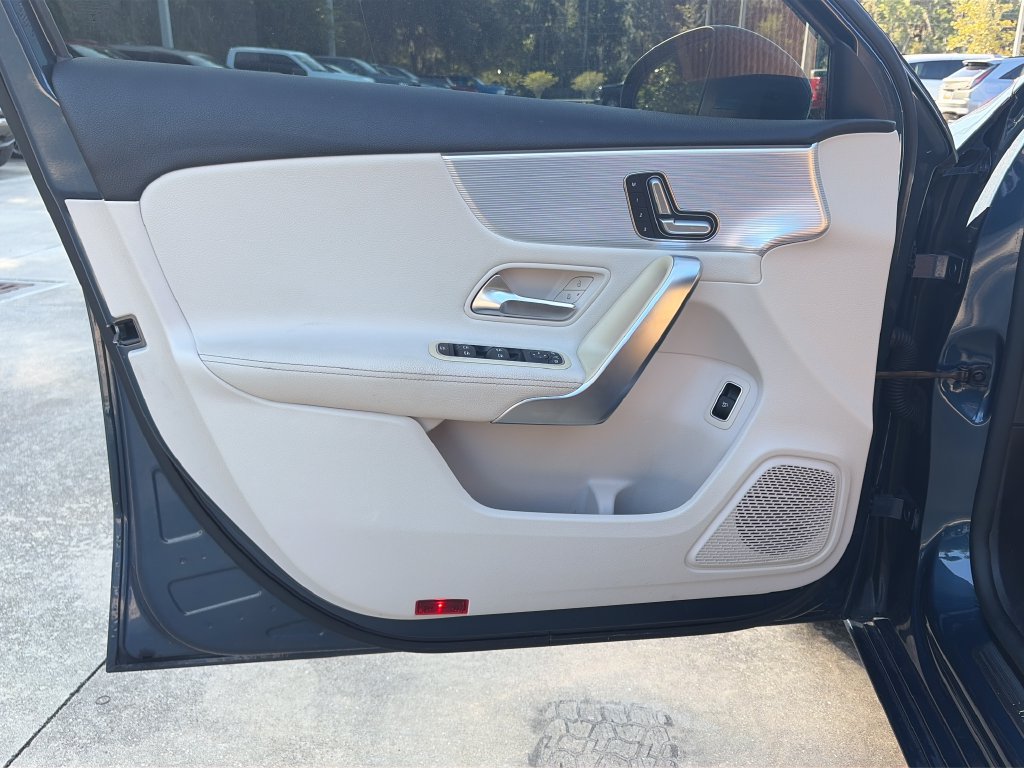 Used 2020 Mercedes-Benz A 220 image 20