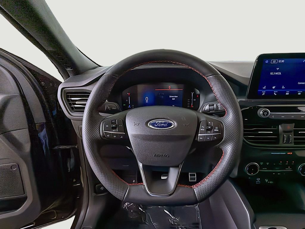 Certified 2023 Ford Escape ST-Line AWD/4WD image 27