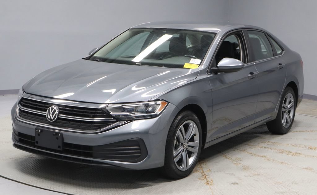 Used 2024 Volkswagen Jetta SE FWD image 6