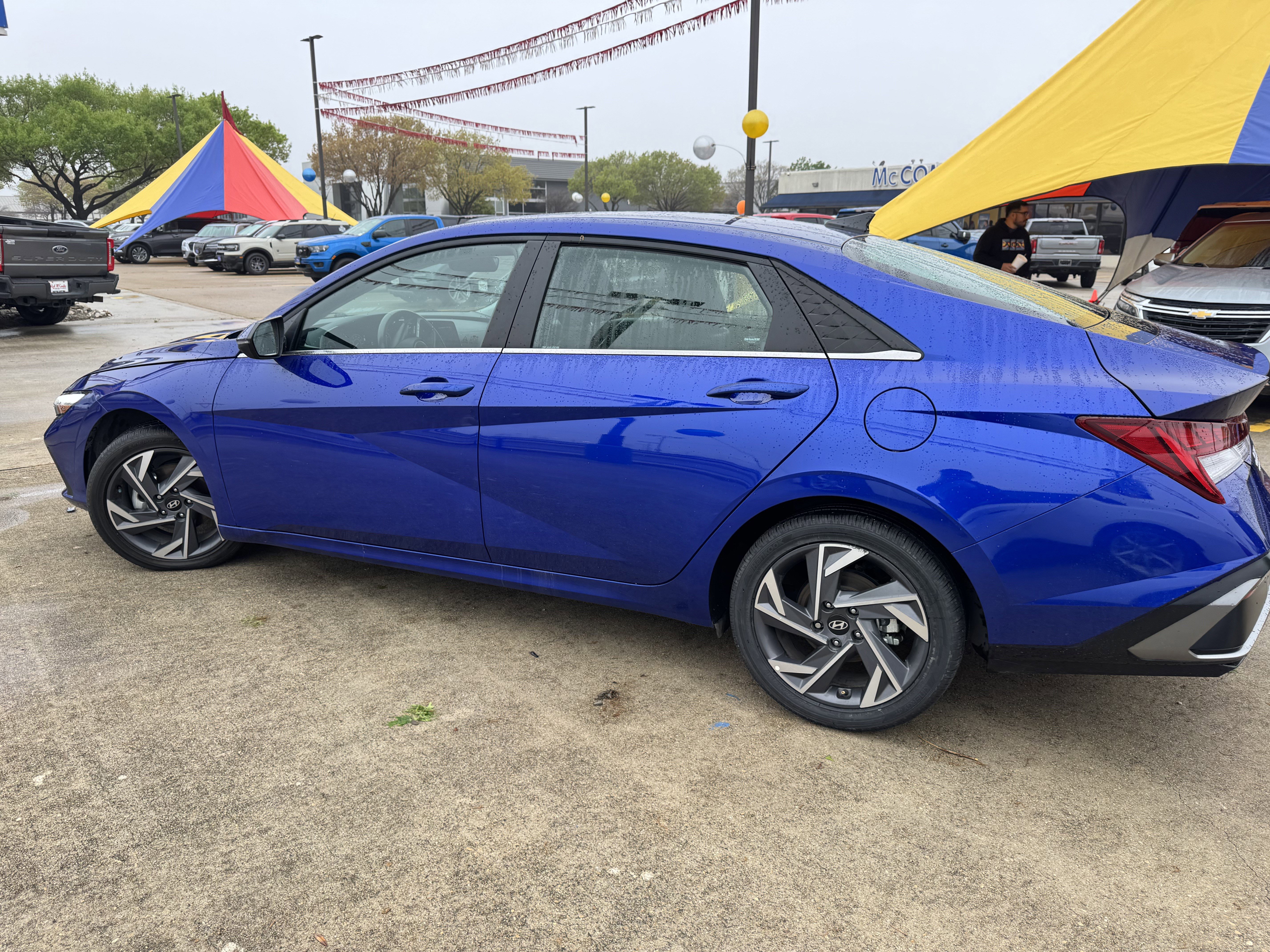 Used 2025 Hyundai Elantra Limited image 7