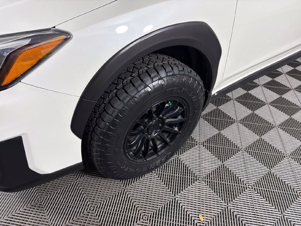 Used 2019 Subaru Crosstrek 2.0i Limited w/ Moonroof Package w/Navigation AWD/4WD image 9