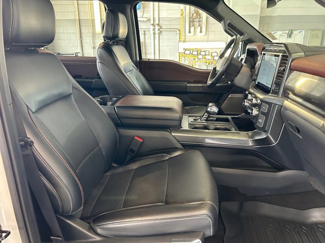 Certified 2022 Ford F150 Lariat w/ Equipment Group 502A High image 19