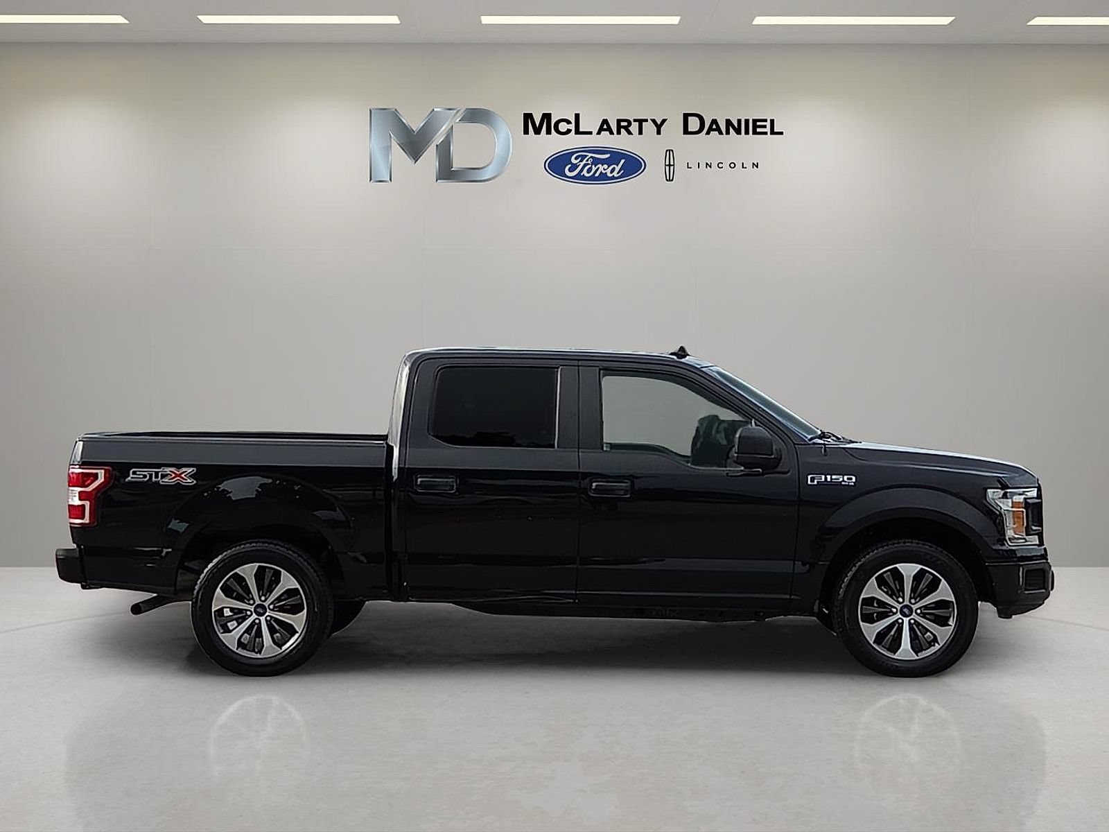 Certified 2020 Ford F150 XL w/ Equipment Group 101A Mid RWD image 6