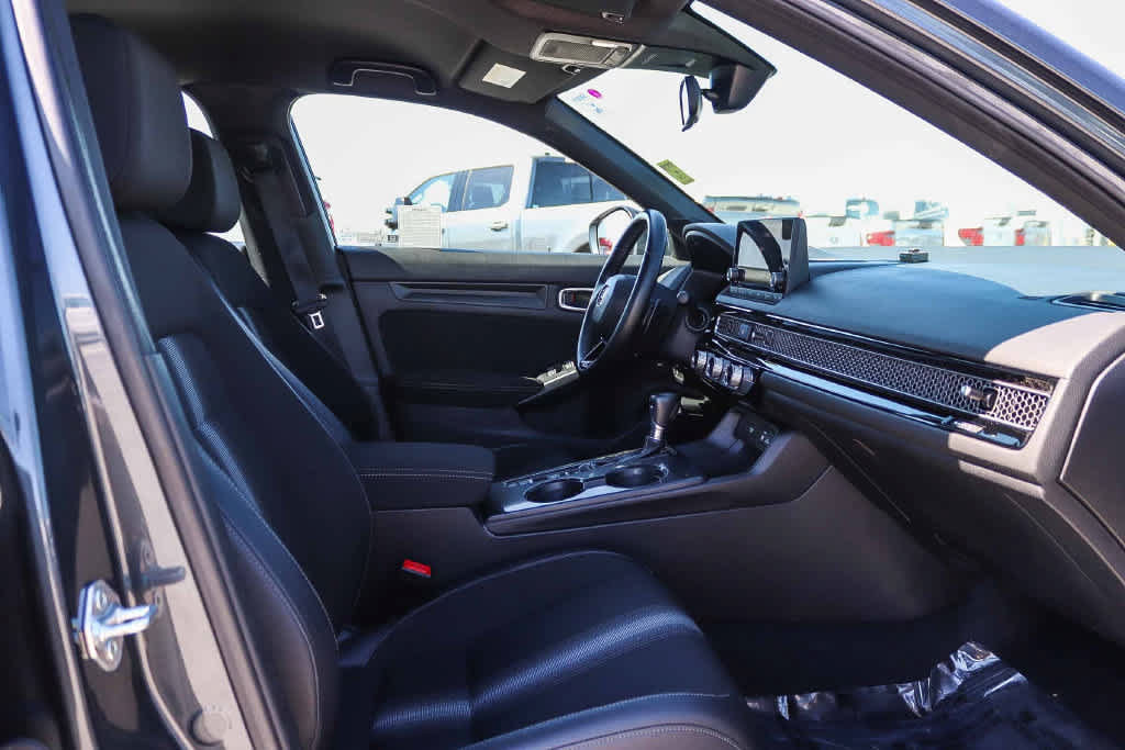 Used 2023 Honda Civic Sport image 16