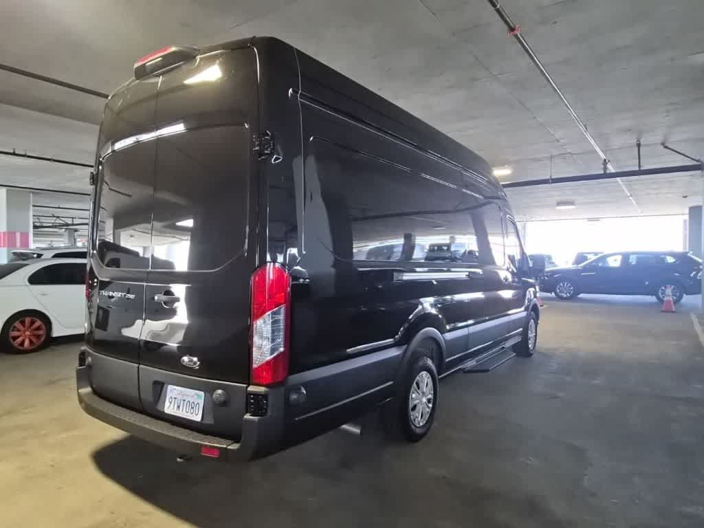 Certified 2025 Ford Transit 250 148 High Roof Extended RWD image 5