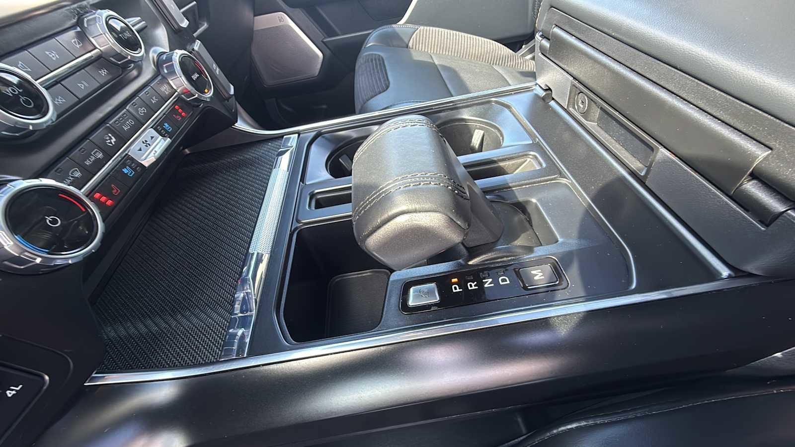 Certified 2023 Ford F150 Raptor w/ Raptor Carbon Fiber Package image 16