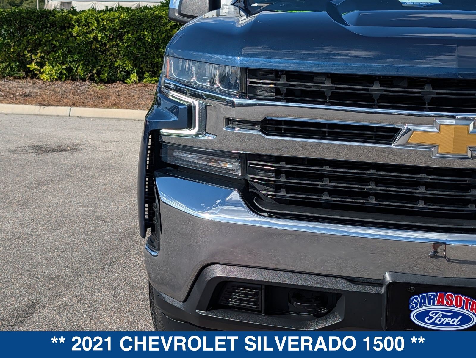Used 2021 Chevrolet Silverado 1500 LT AWD/4WD image 10
