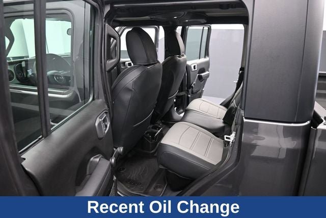 Used 2024 Jeep Gladiator Sport AWD/4WD image 17