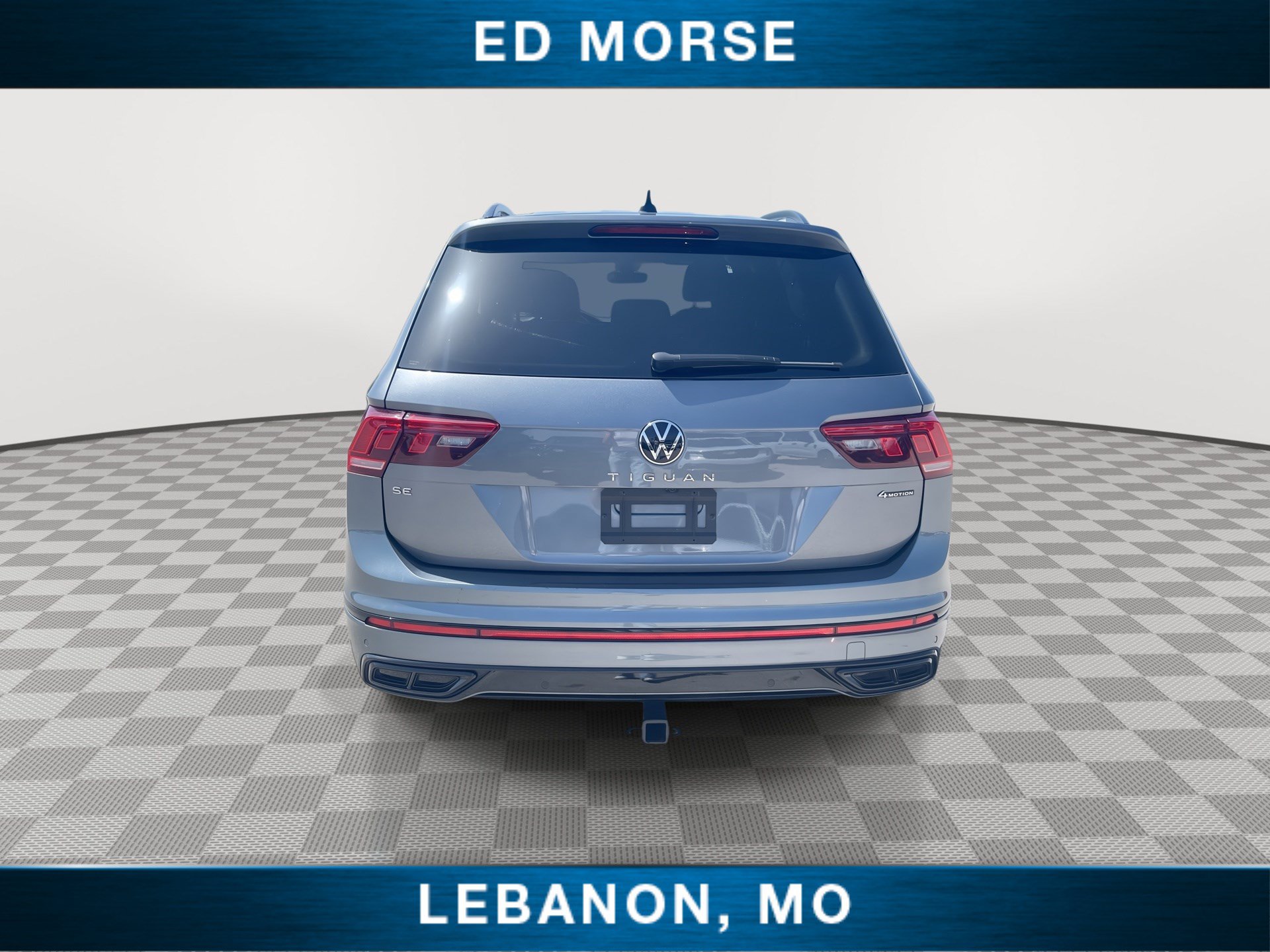 Used 2024 Volkswagen Tiguan SE R-Line AWD/4WD image 7