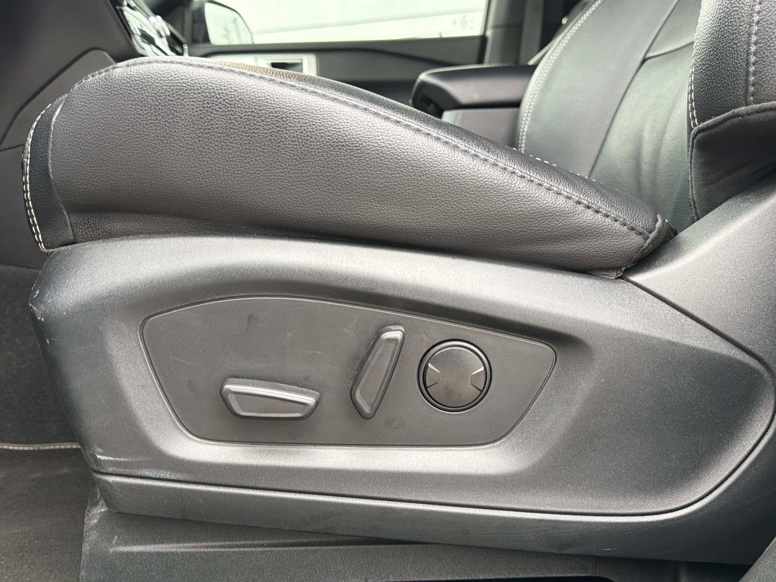 Certified 2023 Ford Explorer ST w/ Equipment Group 401A image 13