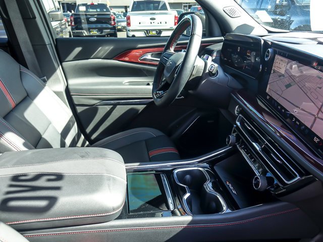 Used 2026 Chevrolet Traverse RS w/ LPO, Floor Liner Package AWD/4WD image 29